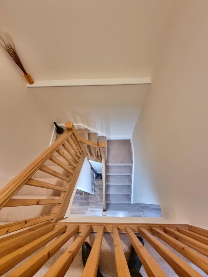 2 Bedroom - City Centre Location - Perfect For Family'S Bradford  Ngoại thất bức ảnh