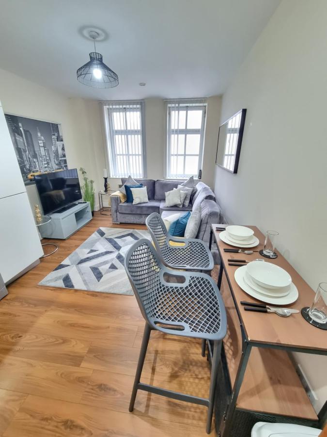 2 Bedroom - City Centre Location - Perfect For Family'S Bradford  Ngoại thất bức ảnh